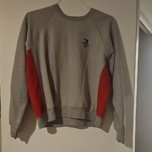 Tommy Hilfiger Women's Gray and Red Crewneck Tommy Girl